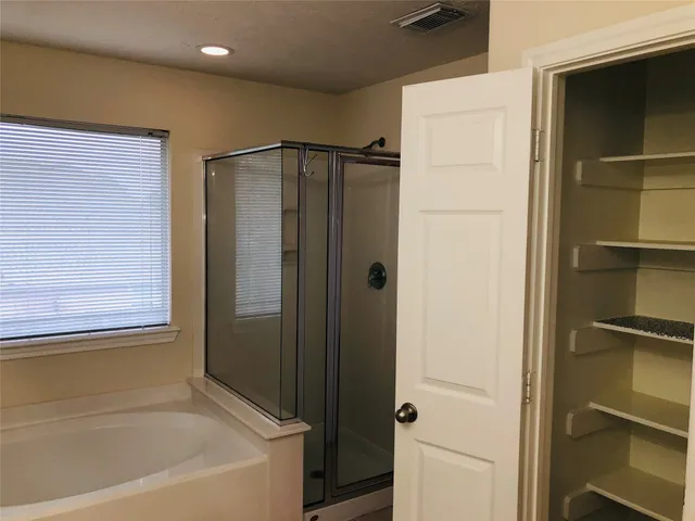 $2,150 | 5639 Stonecloud Lane, Katy, TX 77494