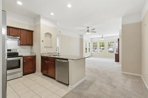 $219,900 | 2801 Chancellorsville Drive, Unit 117, Tallahassee, FL 32312