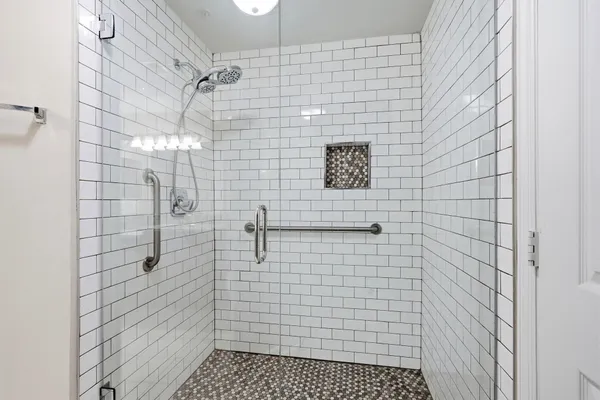 $219,900 | 2801 Chancellorsville Drive, Unit 117, Tallahassee, FL 32312