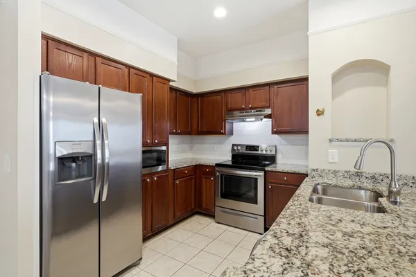 $219,900 | 2801 Chancellorsville Drive, Unit 117, Tallahassee, FL 32312