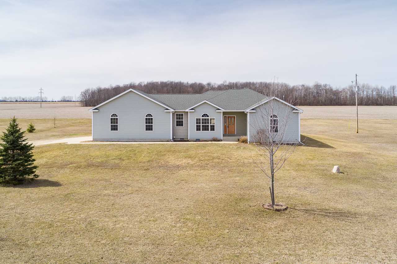4420 South Loomis Road Shepherd, MI 48883 - Photo 2 of 21 1856589-1.JPG