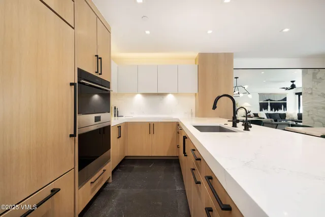 $3,495,000 | 684 West Lionshead Circle, Unit 304, Vail, CO 81657