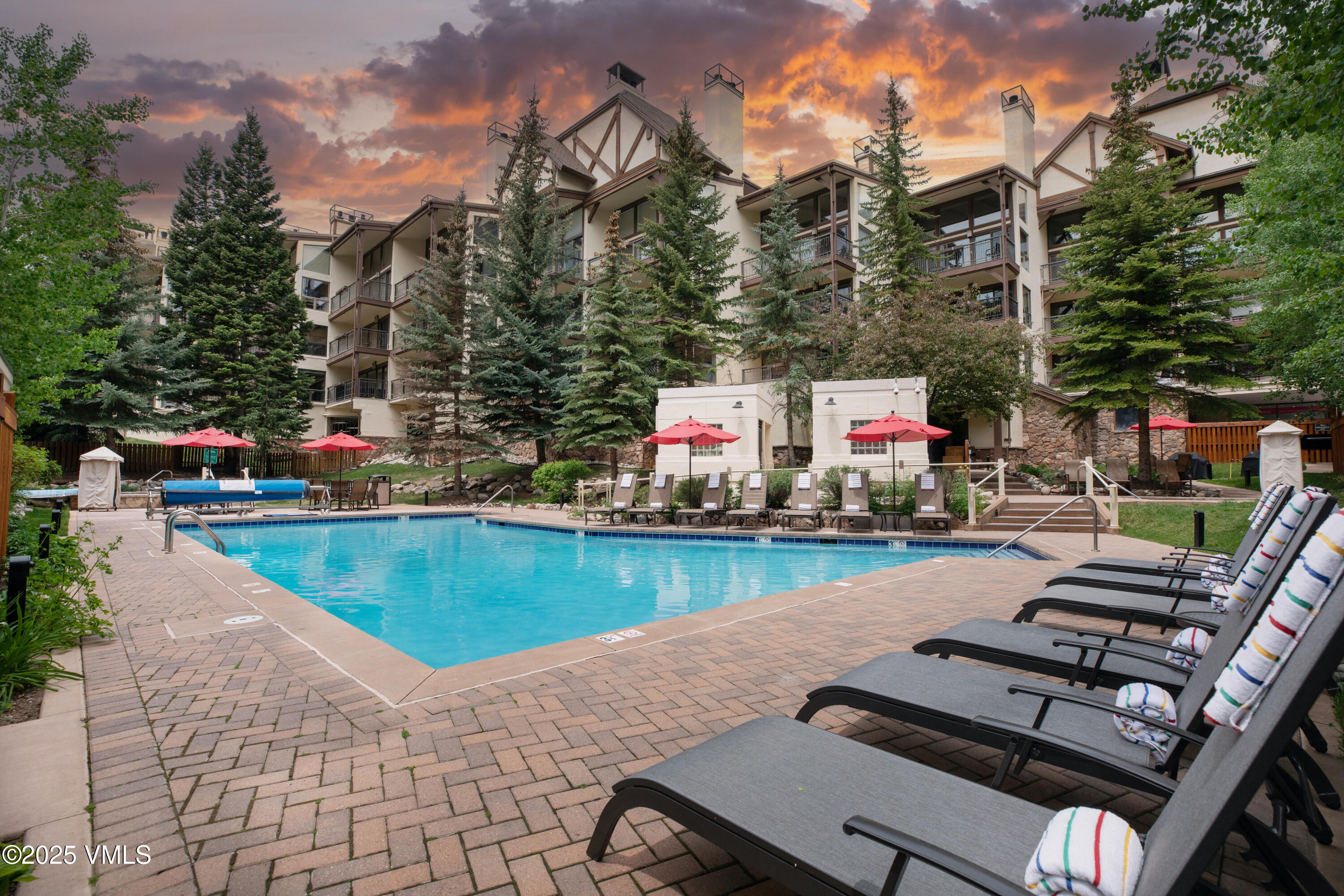 684 West Lionshead Circle, Unit 304 Vail, CO 81657 - Photo 16 of 26 2506_montaneros_pool_d.1