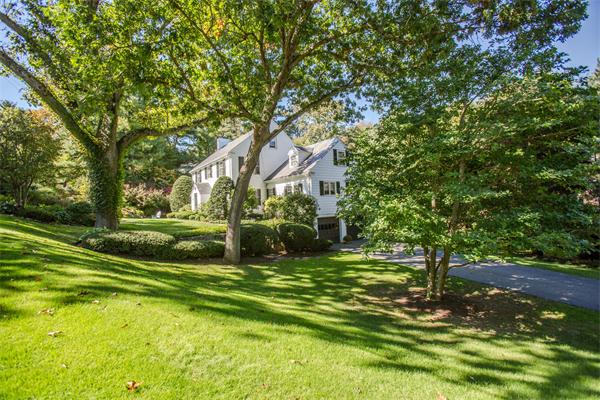 58 Lincoln Road Wellesley, MA 02481 - Photo 15 of 15 a view of a park with large trees