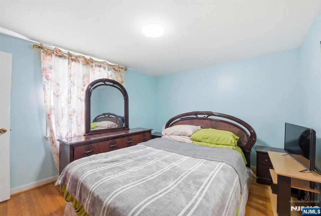 674 Berkeley Avenue Orange, NJ 07050 - Photo 12 of 30
