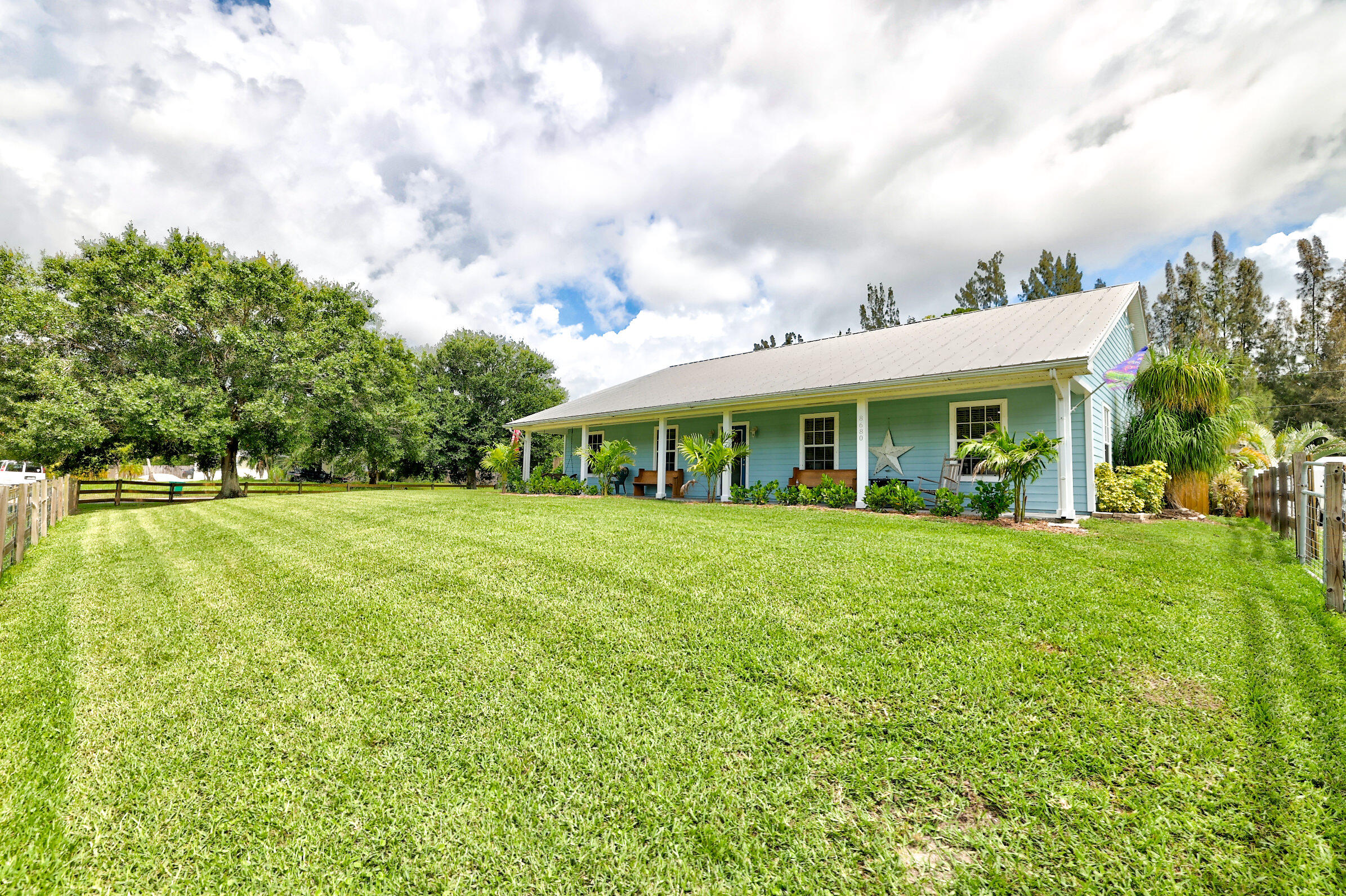 8680 Moco Lane Fort Pierce, FL 34945 - Photo 8 of 57 02_632a8408_09_10_11_12