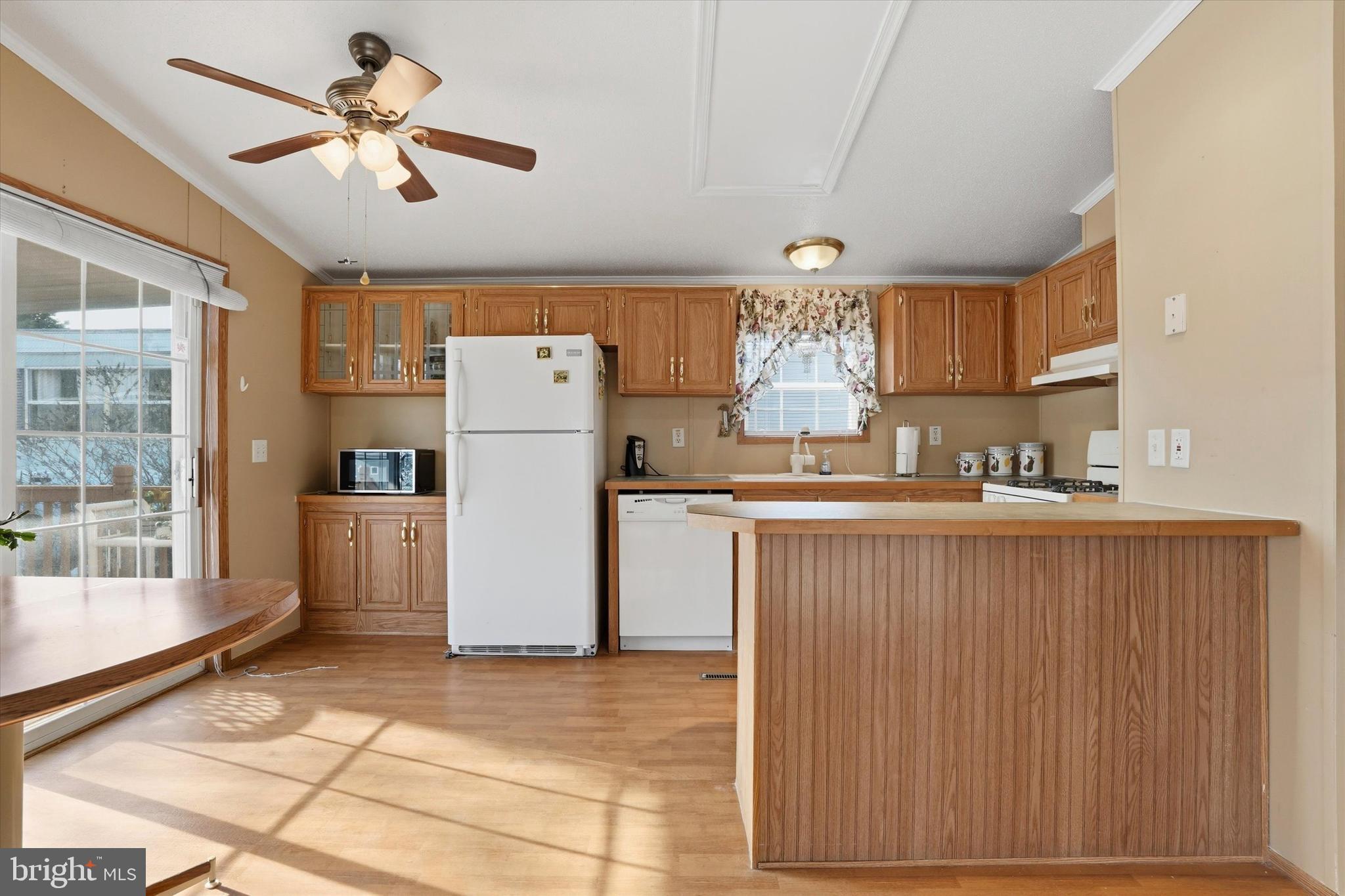 1446 Gibson Road, Unit T C36 Bensalem, PA 19020 - Photo 7 of 15 Kitchen