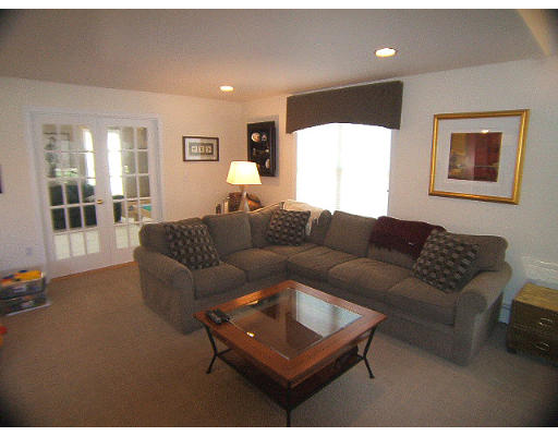 14 Amherst Road Shrewsbury, MA 01545 - Photo 6 of 6