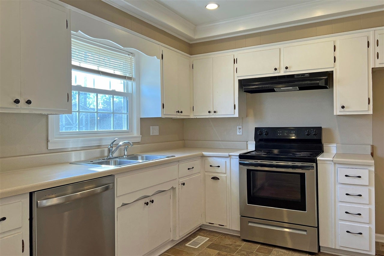 309 Glendale Road Franklin, KY 42134 - Photo 8 of 41 Gallery Image 8