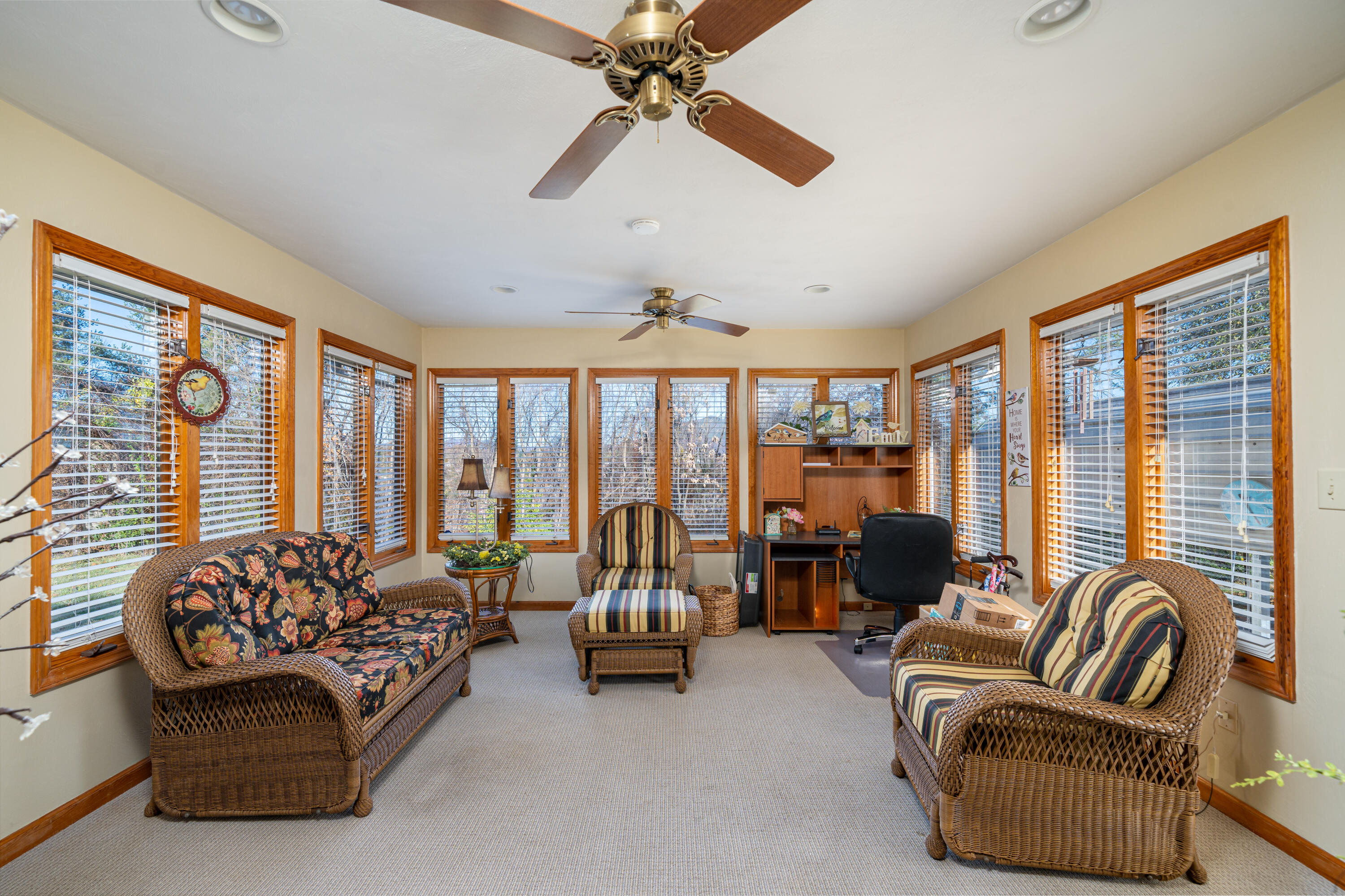 5331 Florist Road Roanoke, VA 24012 - Photo 3 of 17 Florida Room