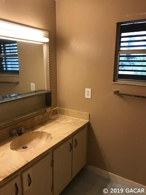 705 Southwest 75th Street, Unit 103 Gainesville, FL 32607 - Photo 11 of 17