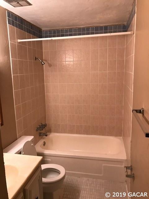 705 Southwest 75th Street, Unit 103 Gainesville, FL 32607 - Photo 13 of 17