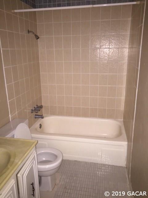 705 Southwest 75th Street, Unit 103 Gainesville, FL 32607 - Photo 17 of 17