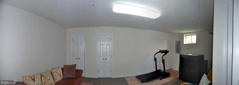 6089 Deer Ridge Trail Springfield, VA 22150 - Photo 29 of 30 a view of bathroom