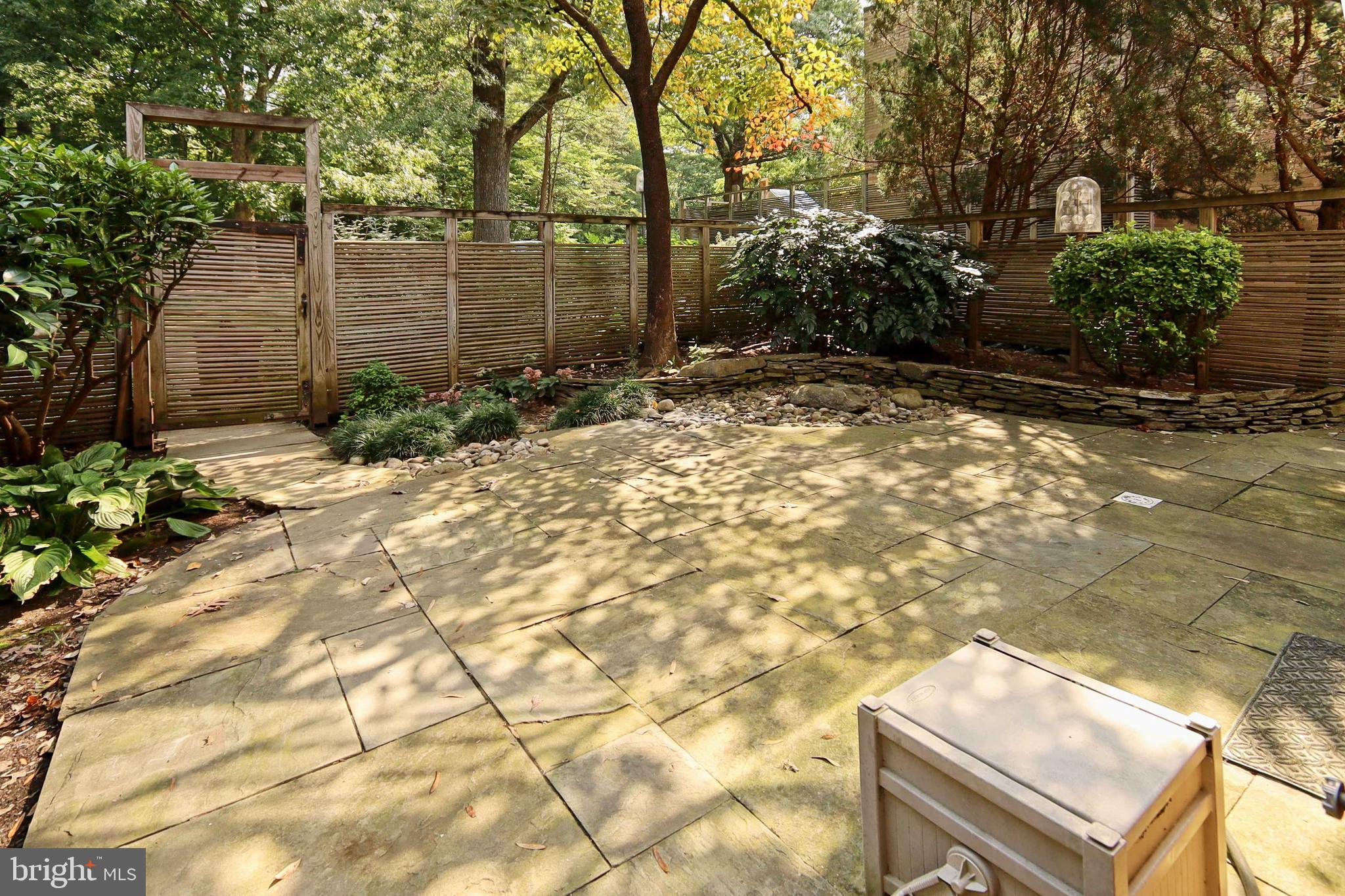 1682 Chimney House Road Reston, VA 20190 - Photo 2 of 56 Private front patio