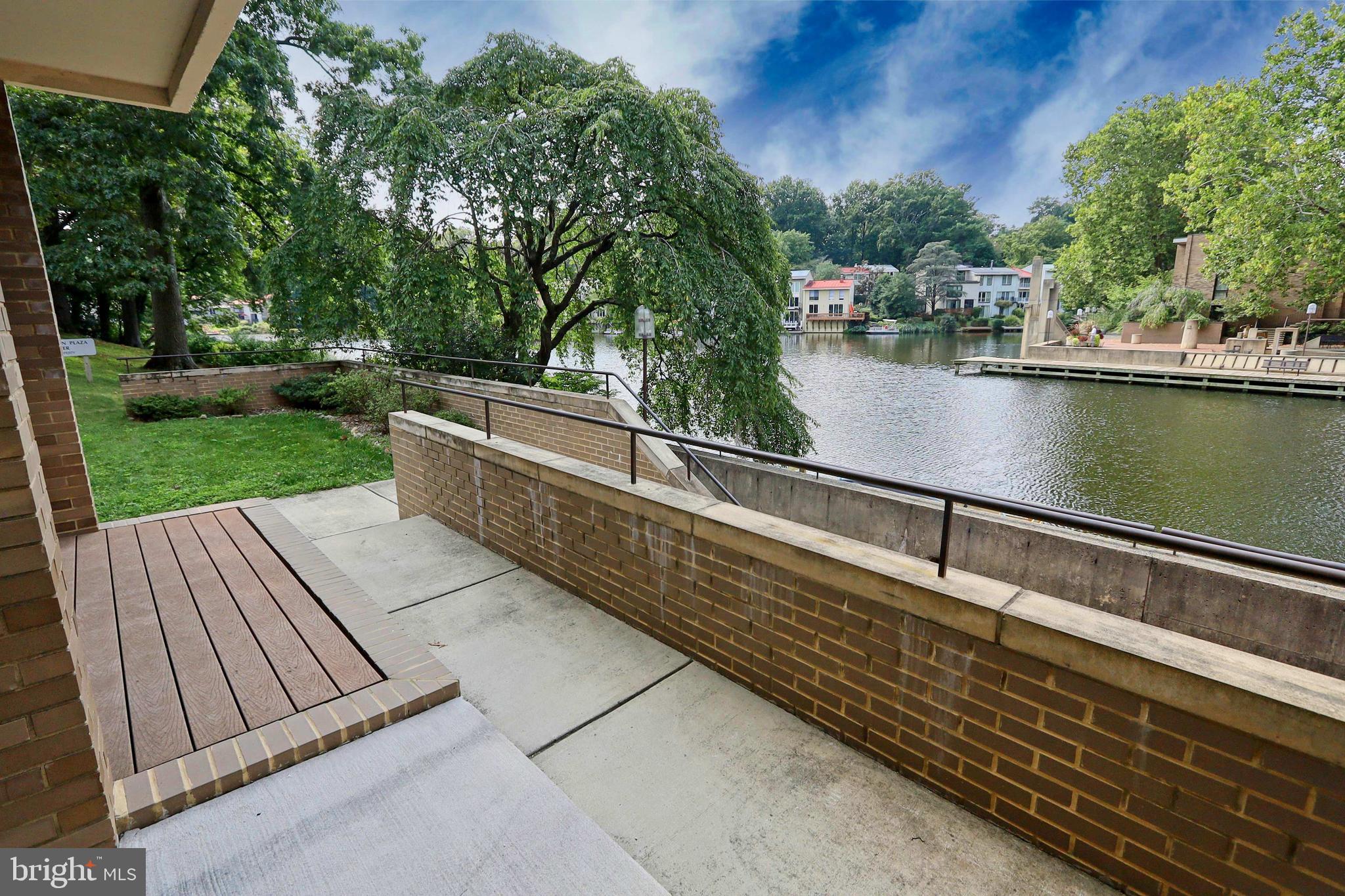 1682 Chimney House Road Reston, VA 20190 - Photo 41 of 56 Gallery Image 41