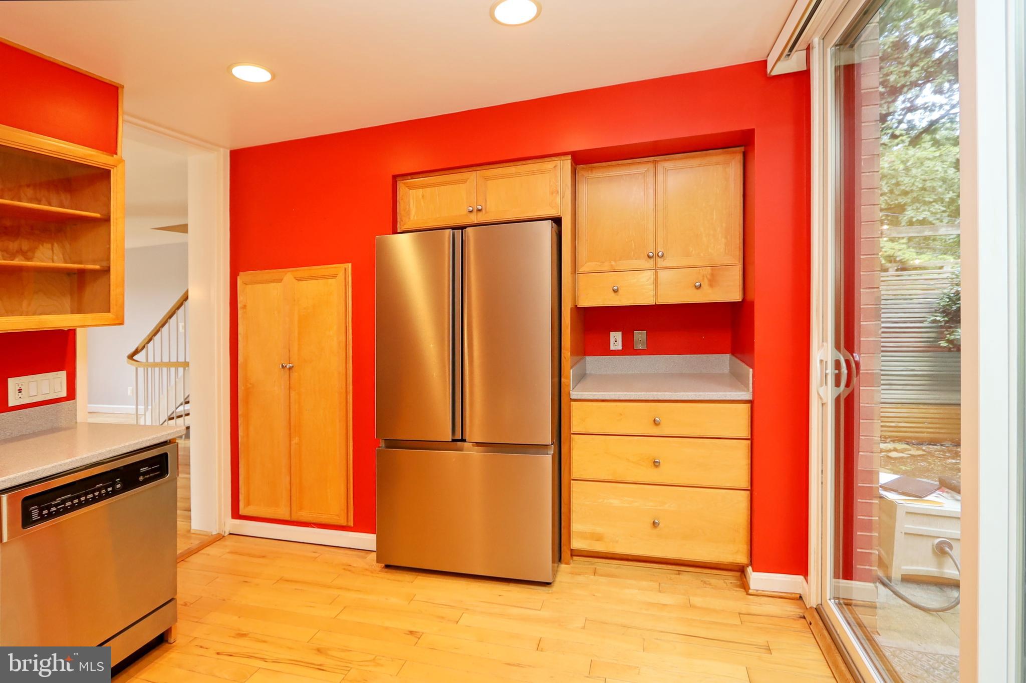1682 Chimney House Road Reston, VA 20190 - Photo 6 of 56 Refrigerator, stove and microwave replaced in 2021