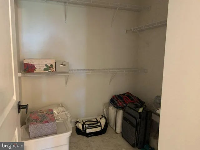 a view of utility room