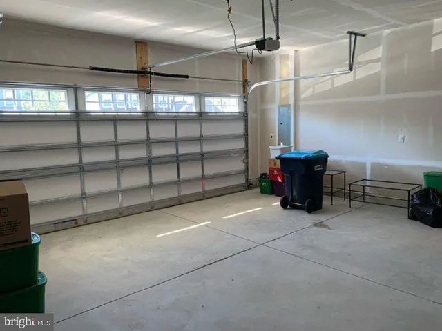 a view of a garage room