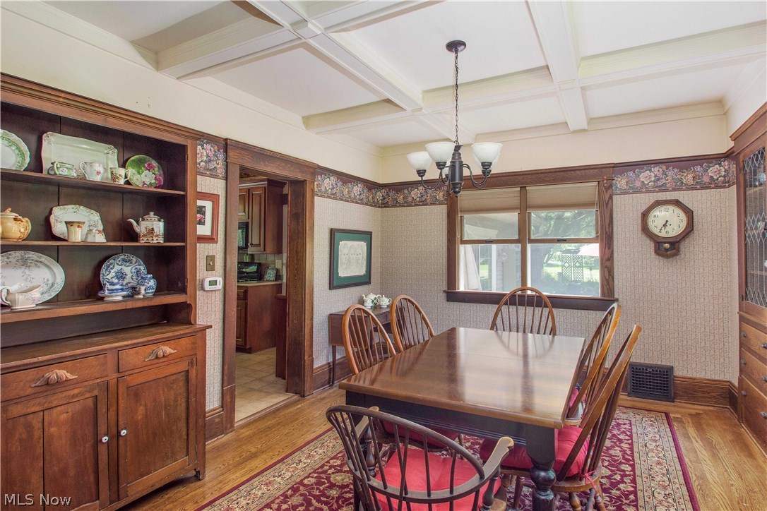 1936 Maple Road Stow, OH 44224 - Photo 8 of 35