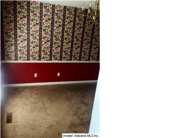 507 Bennett Drive Alabaster, AL 35007 - Photo 3 of 12