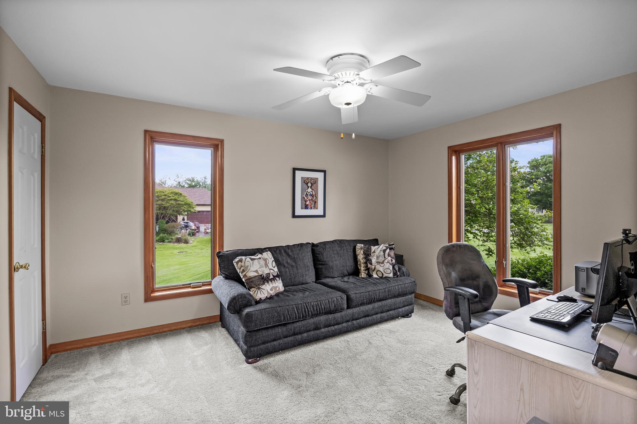 10 Marriott Drive Lumberton, NJ 08048 - Photo 23 of 60 a living room with furniture and a large window