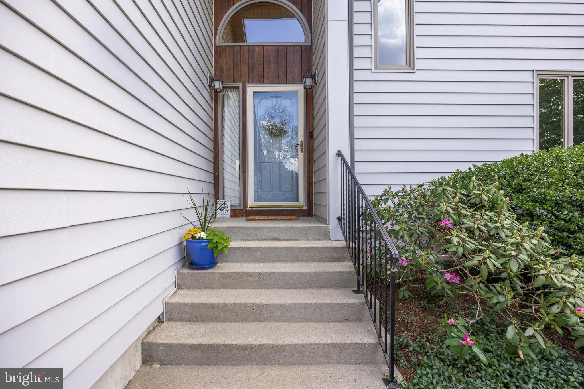 10 Marriott Drive Lumberton, NJ 08048 - Photo 7 of 60 a view of entryway with front door