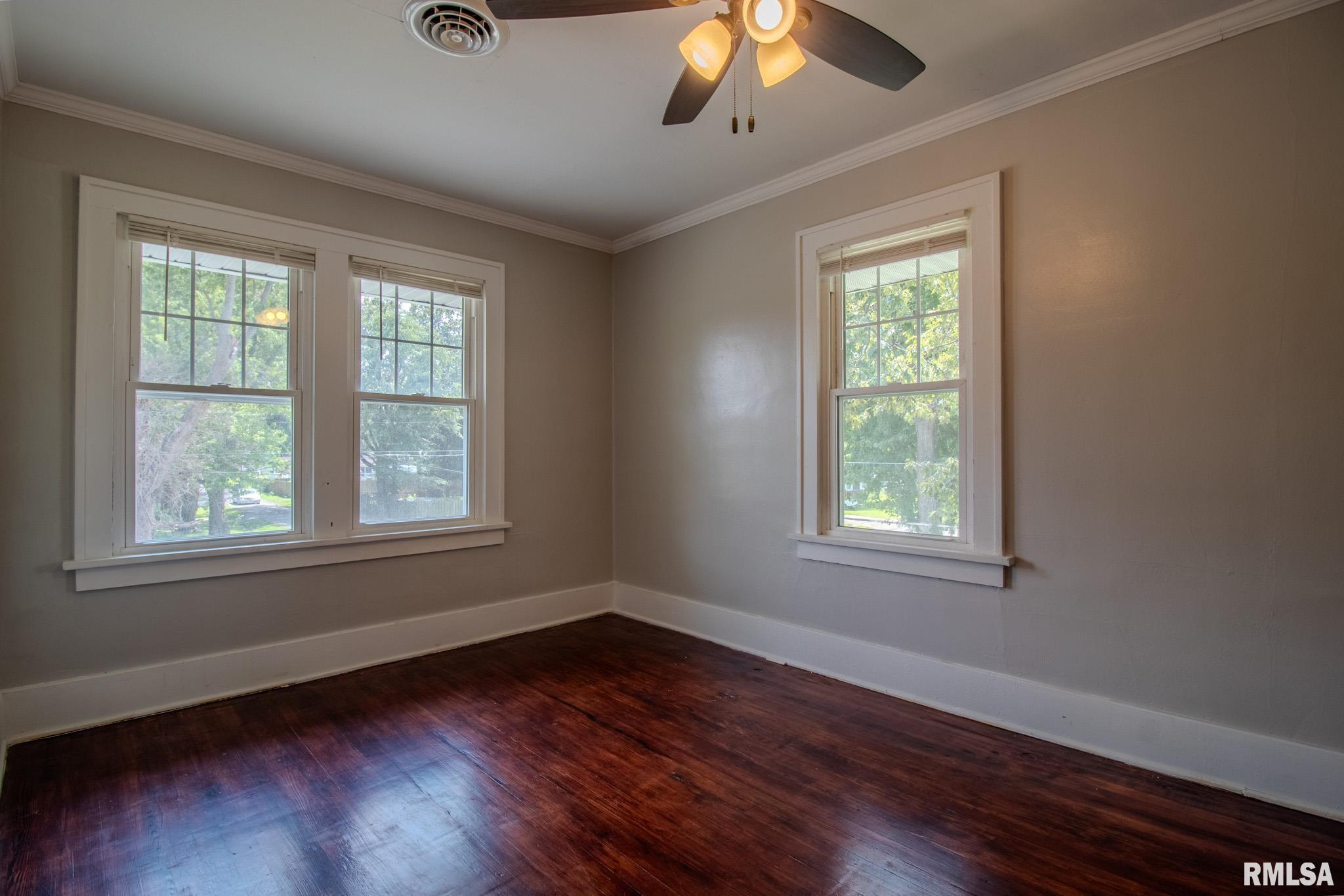 411 West Reed Street Benton, IL 62812 - Photo 33 of 46