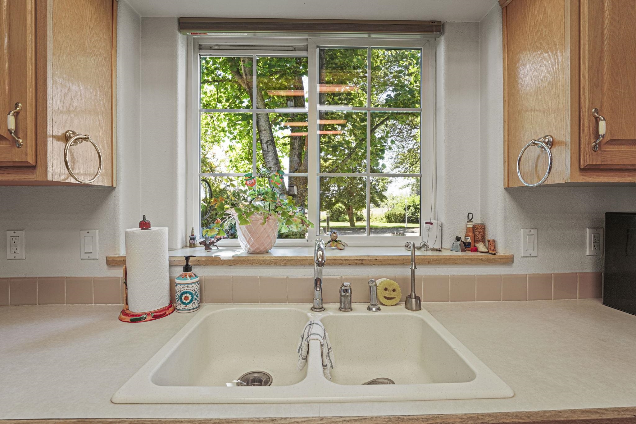20510 North Austin Road Colbert, WA 99005 - Photo 15 of 50