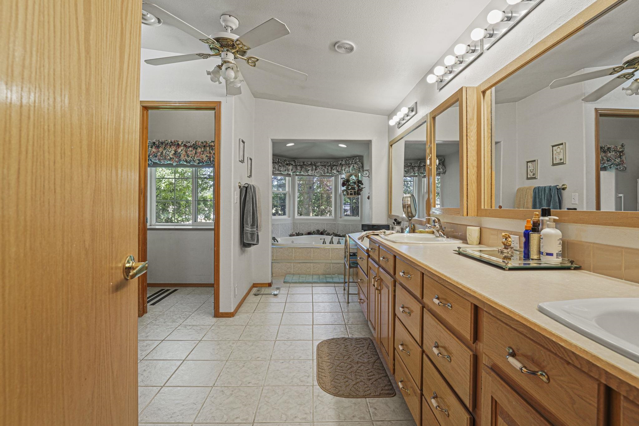 20510 North Austin Road Colbert, WA 99005 - Photo 20 of 50