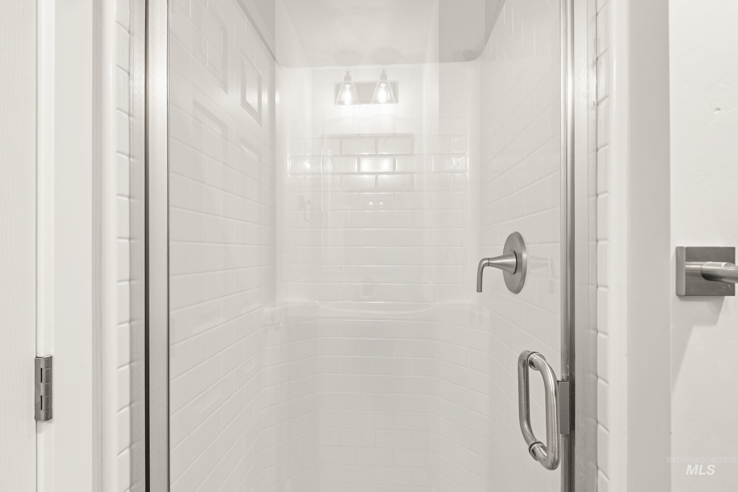 13704 Redway Court Caldwell, ID 83607 - Photo 13 of 23 Full bath with a shower stall