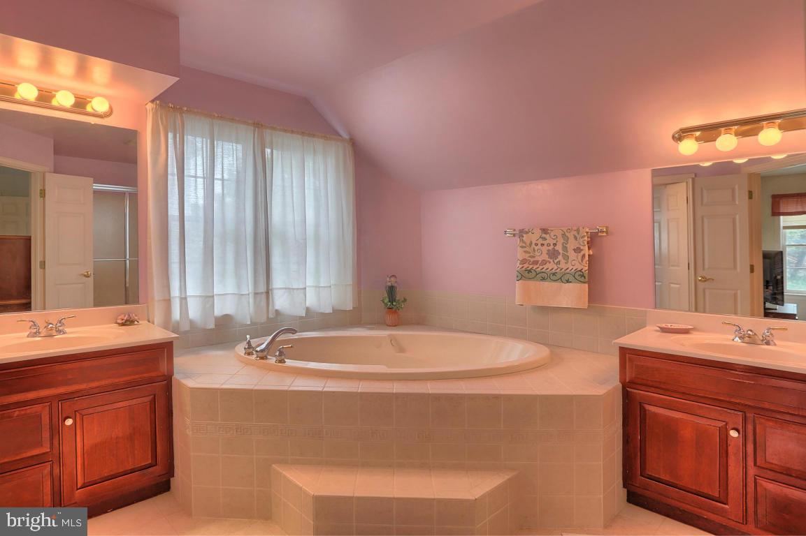 48 East 4th Avenue Lititz, PA 17543 - Photo 27 of 50 Gallery Image 27