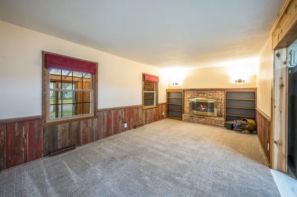 $415,000 | 328 South Redwood Drive, Mankato, MN 56001