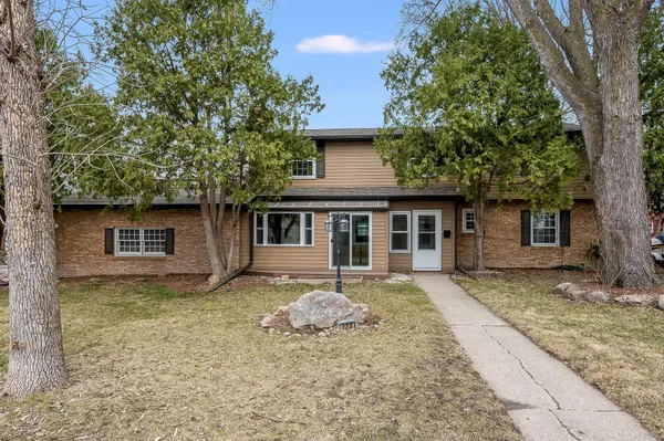 $415,000 | 328 South Redwood Drive, Mankato, MN 56001