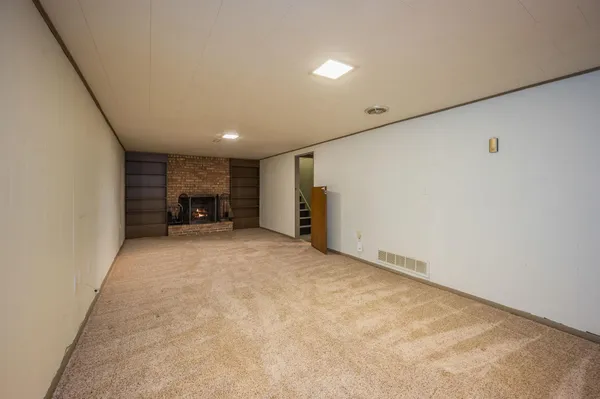 $415,000 | 328 South Redwood Drive, Mankato, MN 56001