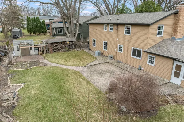 $415,000 | 328 South Redwood Drive, Mankato, MN 56001