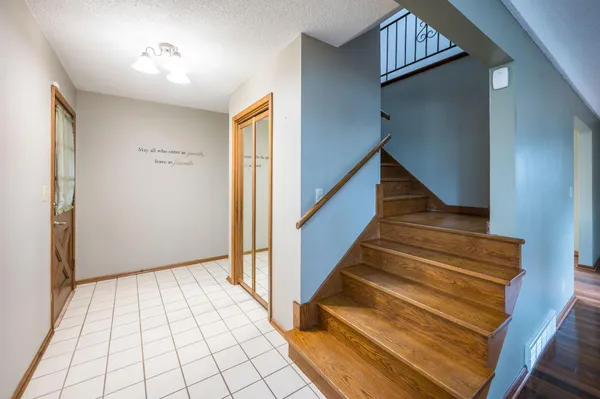 $415,000 | 328 South Redwood Drive, Mankato, MN 56001