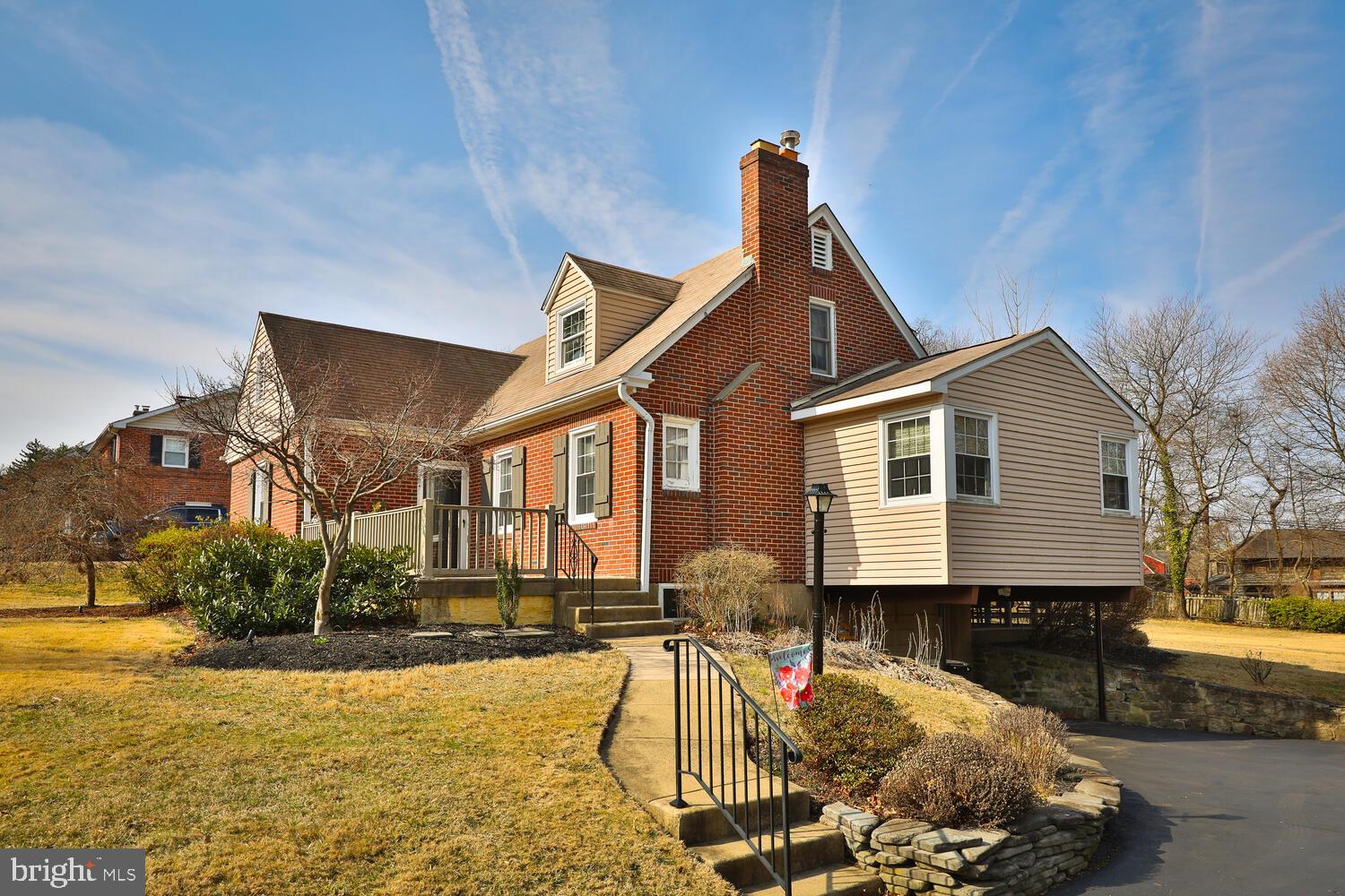 2332 Boyd Road Huntingdon Valley, PA 19006 - Photo 2 of 33