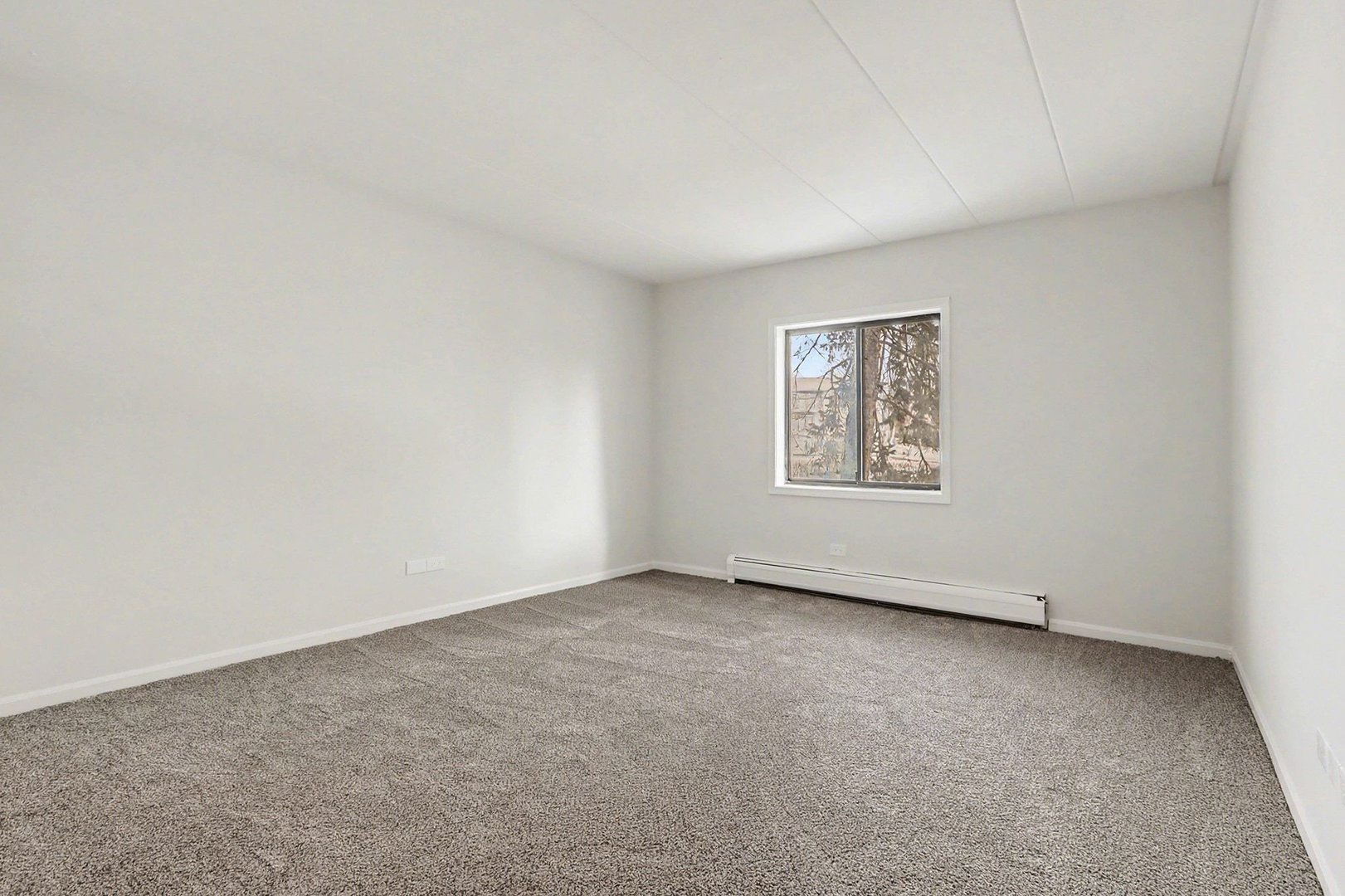 228 East Bailey Road, Unit F Naperville, IL 60565 - Photo 11 of 16 an empty room with a window