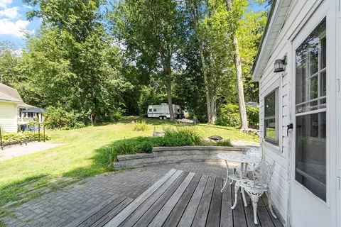 $329,000 | 32 Ells Road, Hampstead, NH 03841