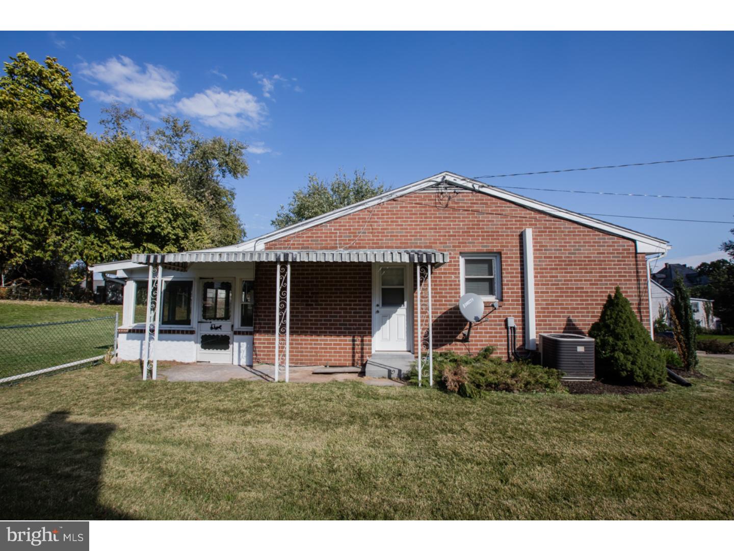135 Poplar Street Spring City, PA 19475 - Photo 4 of 25 Exterior Side