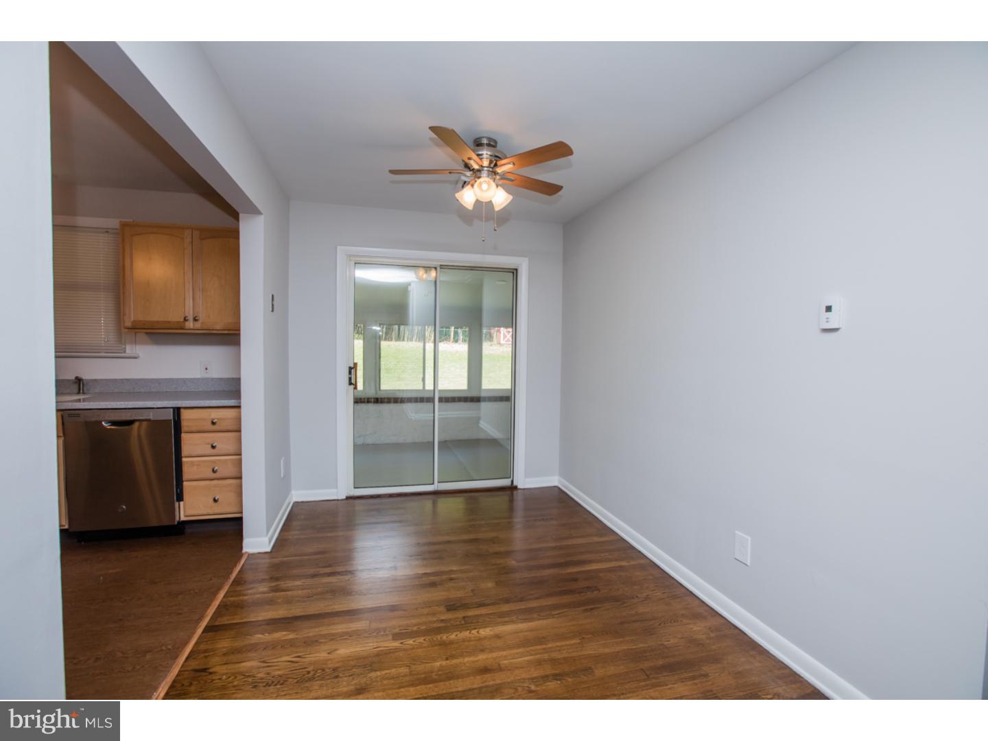 135 Poplar Street Spring City, PA 19475 - Photo 8 of 25 Dining Room