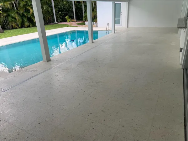 $11,000 | 9840 Southwest 69th Avenue, Pinecrest, FL 33156