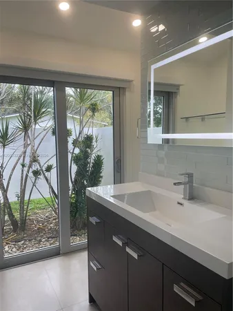 $11,000 | 9840 Southwest 69th Avenue, Pinecrest, FL 33156