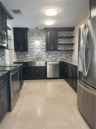$11,000 | 9840 Southwest 69th Avenue, Pinecrest, FL 33156