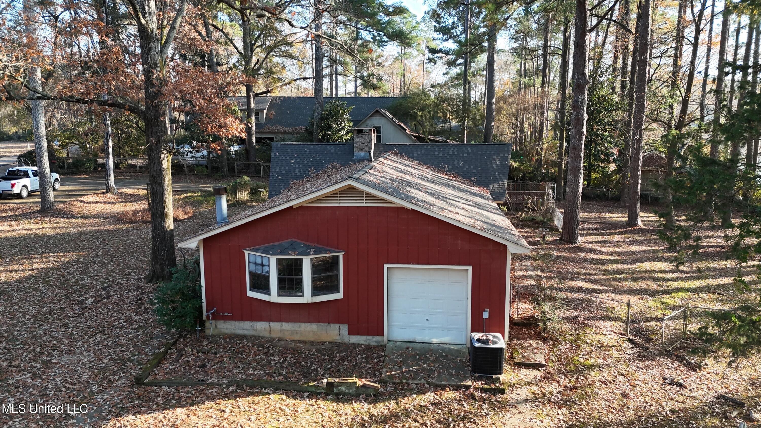 198 Lorman Lane Madison, MS 39110 - Photo 4 of 14 Pic2