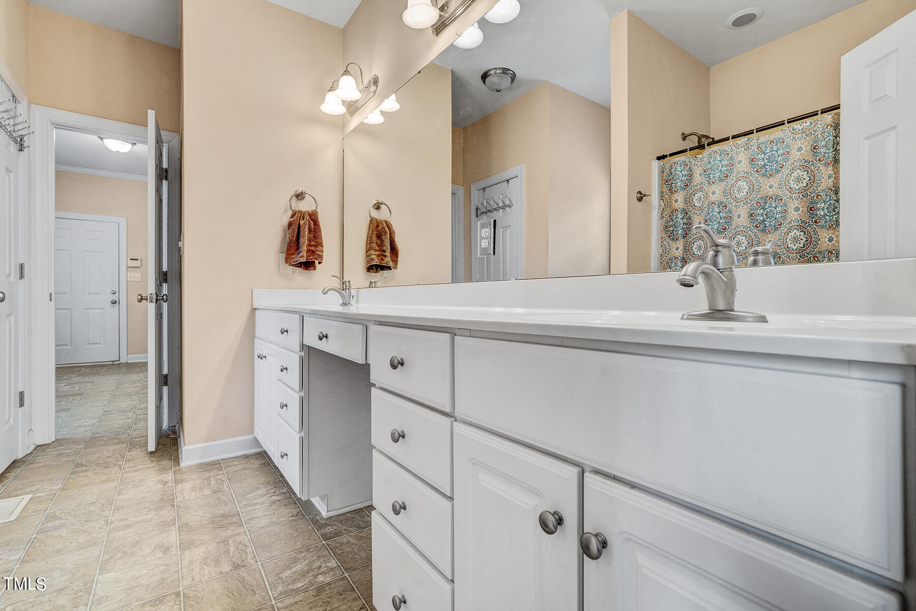 301 Rock Pillar Road Clayton, NC 27520 - Photo 23 of 33 Primary Bathroom
