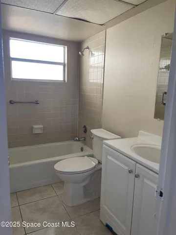 $140,000 | 725 Port Malabar Boulevard Northeast, Unit 104, Palm Bay, FL 32905