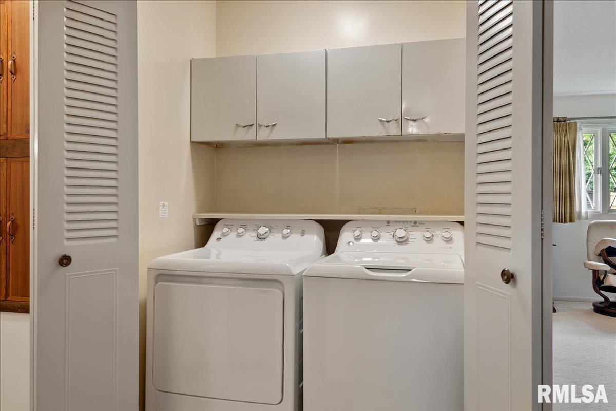 2429 Cahokia Drive Springfield, IL 62702 - Photo 20 of 38