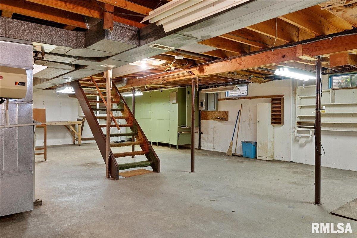 2429 Cahokia Drive Springfield, IL 62702 - Photo 31 of 38